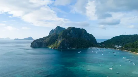 Insellagune 4K Hintergrundbild · ocean · 3840×2160