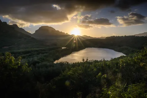 Misty Mountain Lake 4K Wallpaper · nature · 3840×2555