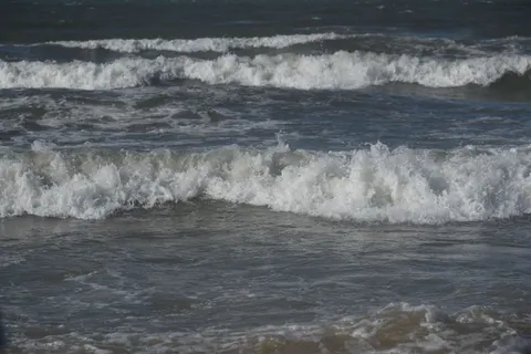 समुद्री झाग 4K वॉलपेपर · ocean · 3840×2563