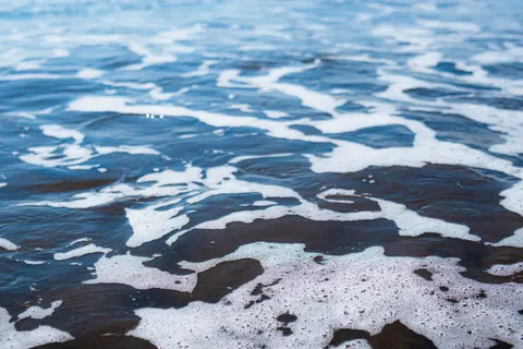 Fondo de pantalla Espuma de Mar 4K · ocean · 3840×2560
