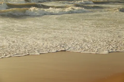 海浪泡沫 4K桌布 · ocean · 3840×2560