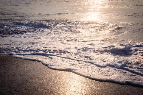 Meeresschaum 4K Hintergrundbild · ocean · 3840×2553