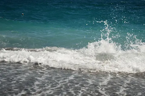 समुद्री झाग 4K वॉलपेपर · ocean · 3840×2560