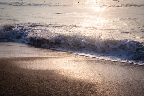 समुद्री झाग 4K वॉलपेपर · ocean · 3840×2553