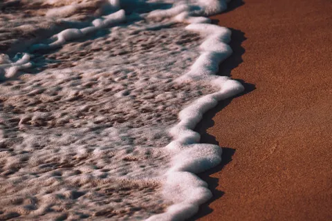 समुद्री झाग 4K वॉलपेपर · ocean · 3840×2560