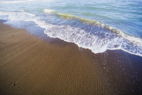 Fondo de pantalla Espuma de Mar 4K · ocean · 3840×2560