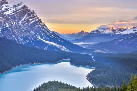 Misty Mountain Lake 4K Wallpaper · nature · 3840×2564