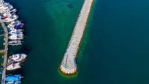 والپیپر قایق در دریا با کیفیت 4K · ocean · 3840×2160