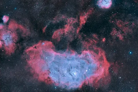 Kozmik Bulutsu 4K Duvar Kağıdı · space · 3840×2563