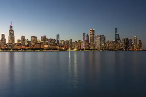خلفية أفق شيكاغو بدقة 4K · city · 3840×2561